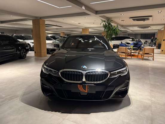 BMW-320i-2.0 16V TURBO GASOLINA M SPORT AUTOMÁTICO BMW-320i-2020