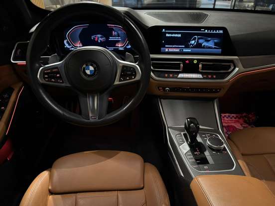 BMW-320i-2.0 16V TURBO GASOLINA M SPORT AUTOMÁTICO BMW-320i-2020