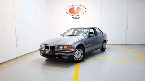 BMW-325i-1994