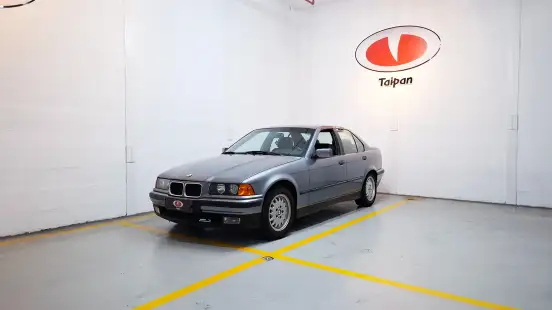 BMW-325i-1994