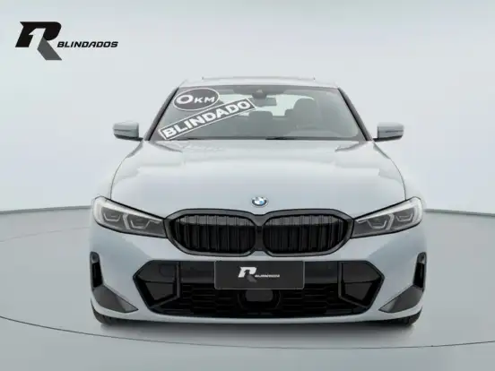 BMW-330e-2025