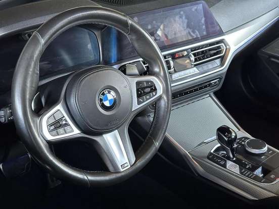 BMW-330i-2.0 16V TURBO GASOLINA M SPORT AUTOMÁTICO BMW-330i-2019