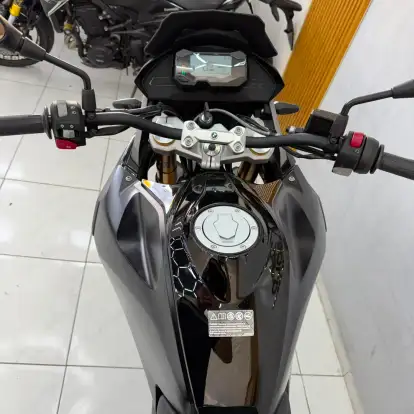 BMW-G 310 GS-2024