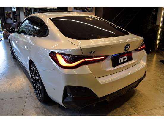 BMW-I4-2023