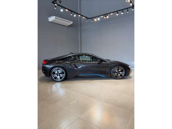BMW-i8-2014