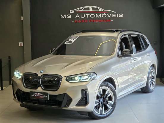 BMW-iX3-2023