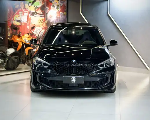 BMW-M 135i-2021