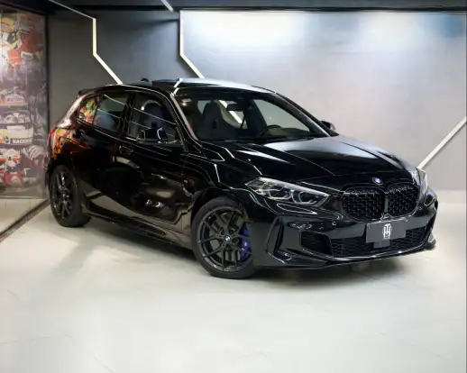 BMW-M 135i-2021