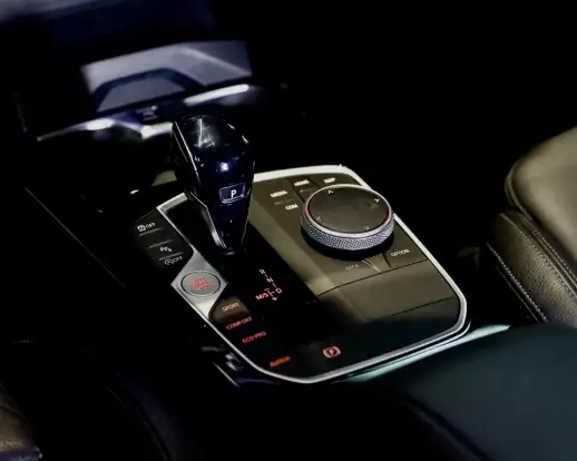 BMW-M 135i-2021