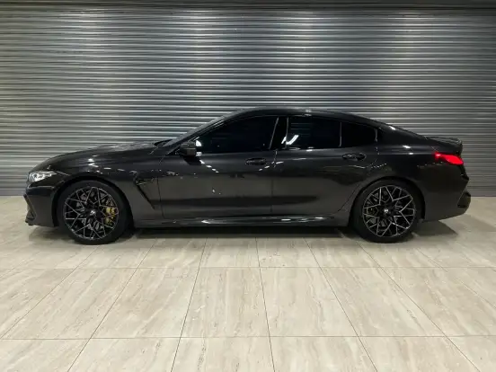 BMW-M8-2021