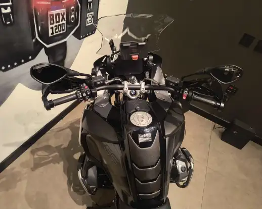 BMW-R 1250 GS ADVENTURE BMW-R 1250 GS ADVENTURE-2023
