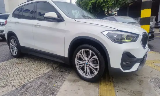 BMW-X1-2021