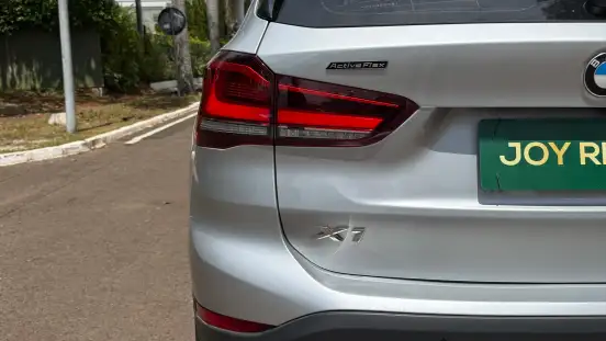 BMW-X1-2.0 16V TURBO ACTIVEFLEX SDRIVE20I X-LINE 4P AUTOMÁTICO BMW-X1-2020