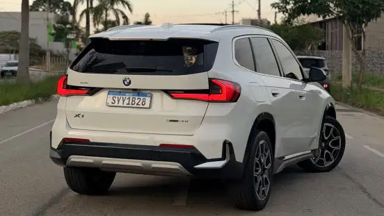 BMW-X1-2024