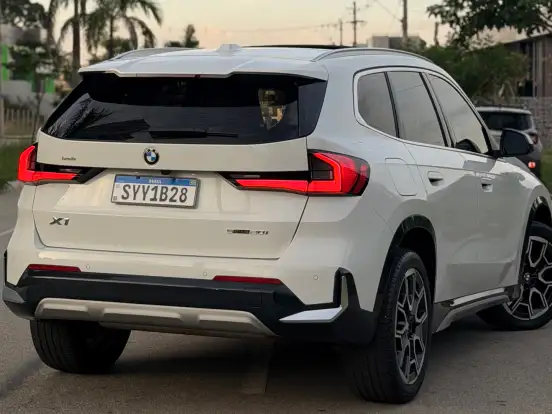 BMW-X1-2.0 16V TURBO GASOLINA SDRIVE20I X-LINE STEPTRONIC BMW-X1-2024
