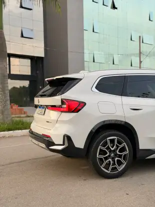 BMW-X1-2024
