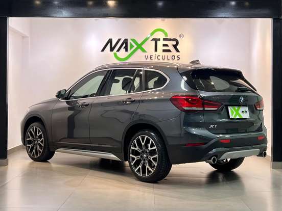 BMW-X1-2.0 16V TURBO ACTIVEFLEX SDRIVE20I X-LINE 4P AUTOMÁTICO BMW-X1-2022