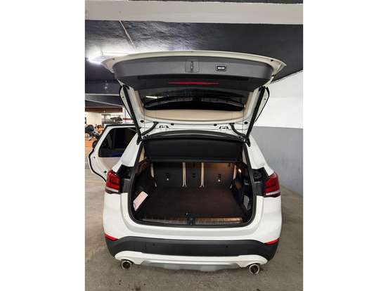 BMW-X1-2021