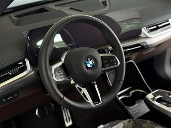 BMW-X1-2025