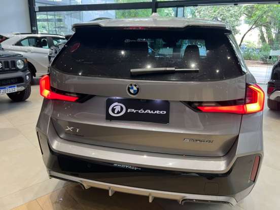 BMW-X1-2.0 16V TURBO GASOLINA SDRIVE20I M SPORT STEPTRONIC BMW-X1-2024