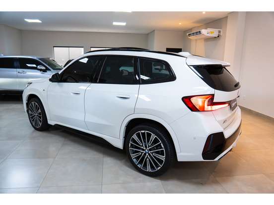 BMW-X1-2025