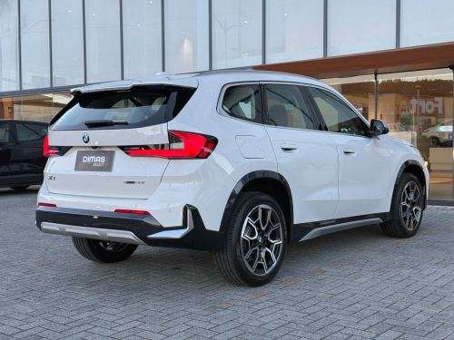 BMW-X1-2023