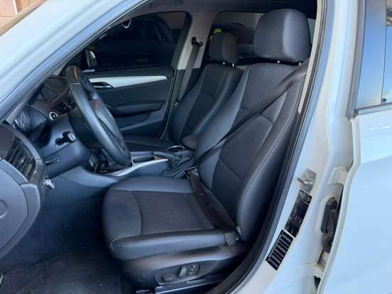 BMW-X1-2012