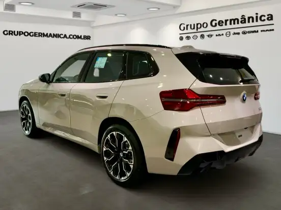 BMW-X3-2027
