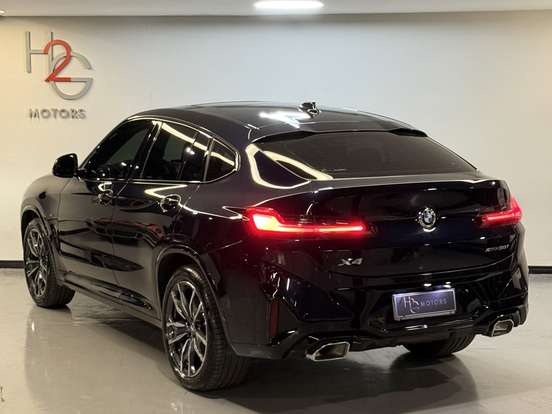 BMW-X4-2024