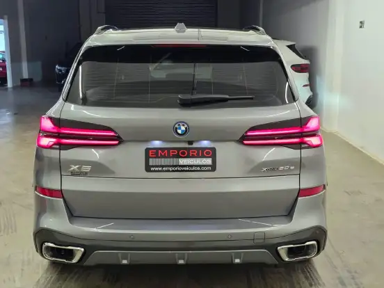 BMW-X5-3.0 I6 TURBO HÍBRIDO XDRIVE50E M SPORT AUTOMÁTICO BMW-X5-2024