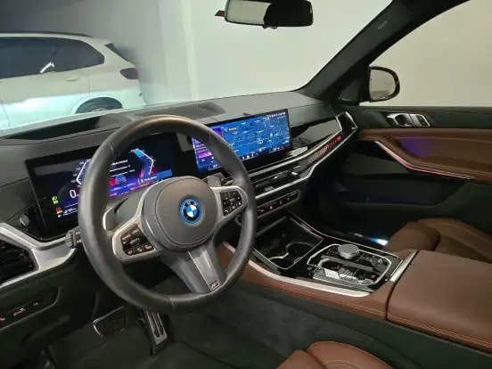 BMW-X5-3.0 I6 TURBO HÍBRIDO XDRIVE50E M SPORT AUTOMÁTICO BMW-X5-2024
