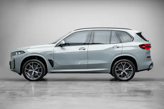 BMW-X5-2023