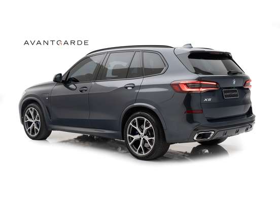 BMW-X5-3.0 I6 TURBO HÍBRIDO XDRIVE45E M SPORT AUTOMÁTICO BMW-X5-2020