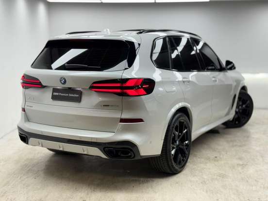 BMW-X5-2025