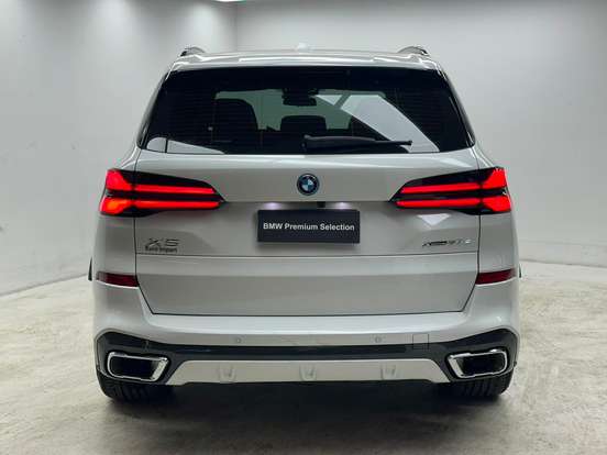 BMW-X5-2025