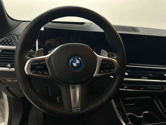 BMW-X5-2025