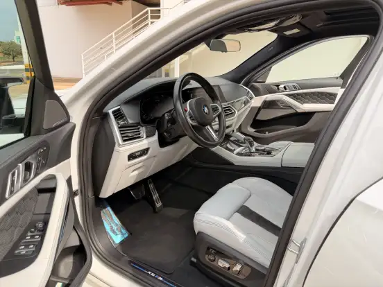 BMW-X6-2023