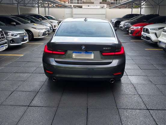 BMW-320i-2.0 16V TURBO FLEX SPORT GP AUTOMÁTICO BMW-320i-2022