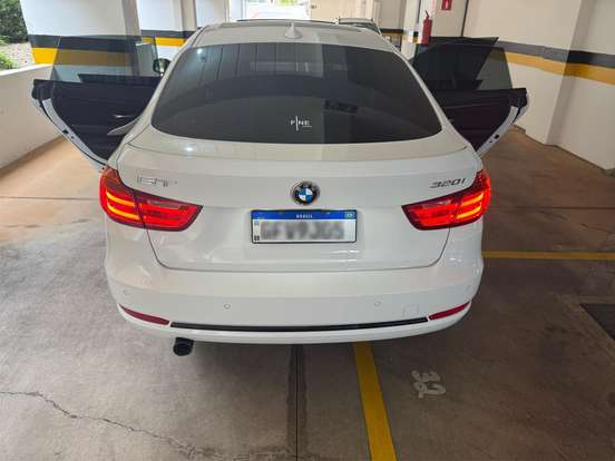 BMW-320i-2.0 GT SPORT 16V TURBO GASOLINA 4P AUTOMÁTICO BMW-320i-2016