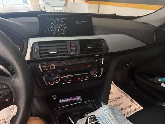 BMW-320i-2016