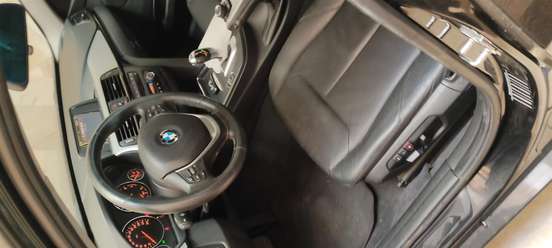 BMW-328i-2.0 LUXURY SEDAN 16V GASOLINA 4P AUTOMÁTICO BMW-328i-2013