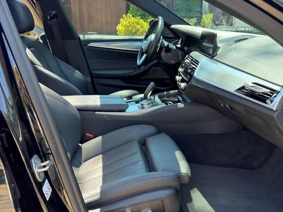 BMW-530e-2.0 16V TWINPOWER HÍBRIDO M SPORT AUTOMÁTICO BMW-530e-2020