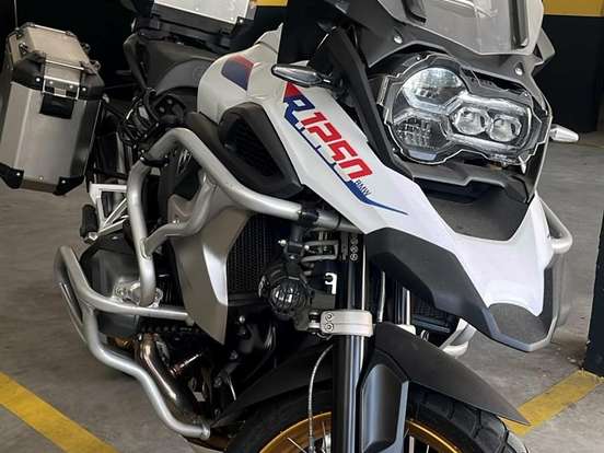 BMW-R 1250 GS ADVENTURE PREMIUM RALLYE BMW-R 1250 GS ADVENTURE PREMIUM RALLYE-2022