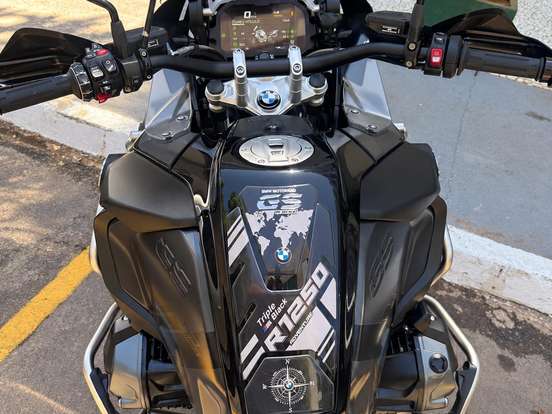 BMW-R 1250 GS ADVENTURE TRIPLE BLACK BMW-R 1250 GS ADVENTURE TRIPLE BLACK-2023