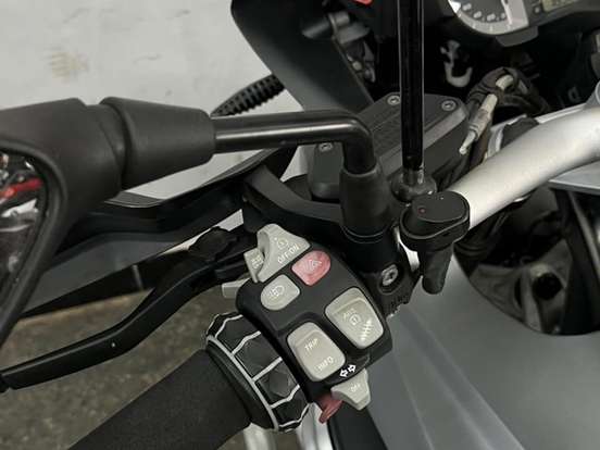 BMW-R 1200 GS BMW-R 1200 GS-2016