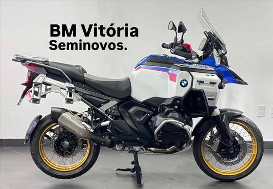 BMW R 1300 GS ADVENTURE TROPHY 