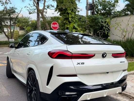 BMW-X6-3.0 TWINPOWER GASOLINA XDRIVE40I M SPORT AUTOMÁTICO BMW-X6-2024