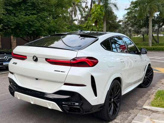 BMW-X6-3.0 TWINPOWER GASOLINA XDRIVE40I M SPORT AUTOMÁTICO BMW-X6-2024