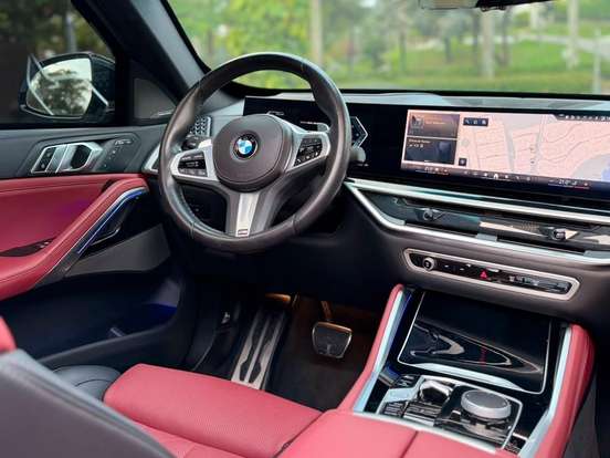 BMW-X6-3.0 TWINPOWER GASOLINA XDRIVE40I M SPORT AUTOMÁTICO BMW-X6-2024