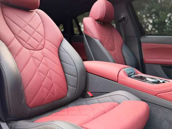 BMW-X6-3.0 TWINPOWER GASOLINA XDRIVE40I M SPORT AUTOMÁTICO BMW-X6-2024